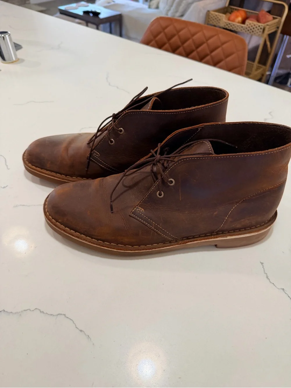 Clarks Men's Chocolate Brown Leather Chukka Boots, leather laces size 9.5